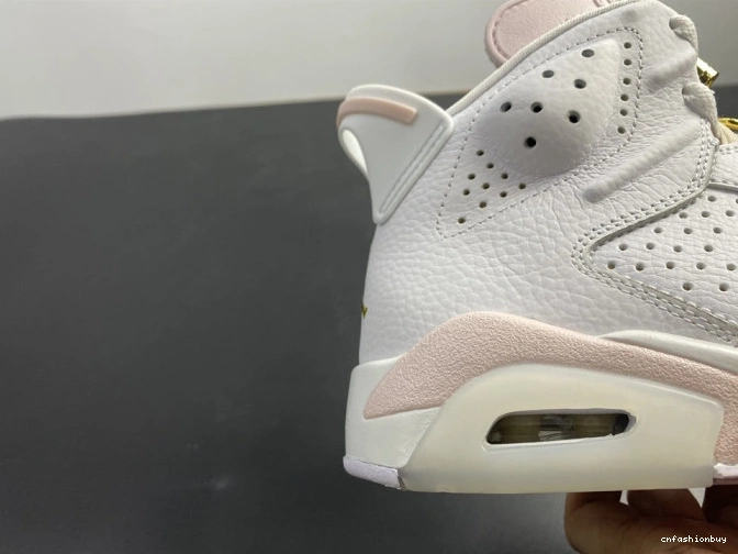 6 DH9696-100 Retro (W) Jordan Air Gold Hoops 1103